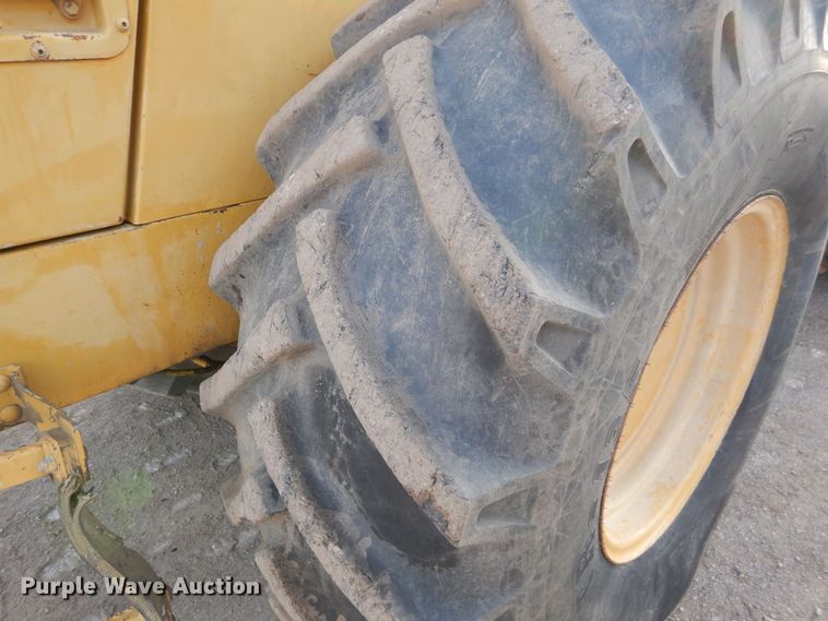 image for item DS6313 1993 Caterpillar CP563  single drum vibratory roller