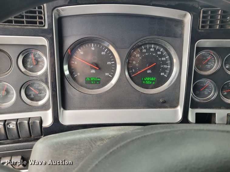 image for item EB9754 2007 Kenworth T600  dump truck