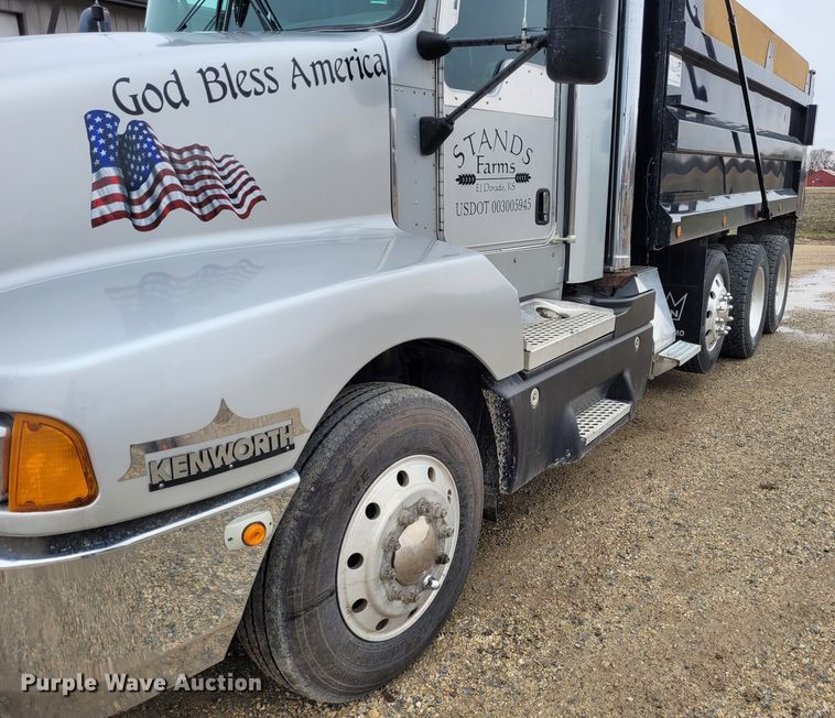 image for item EB9754 2007 Kenworth T600  dump truck