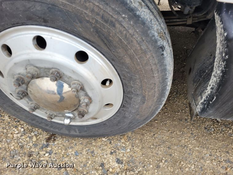 image for item EB9754 2007 Kenworth T600  dump truck