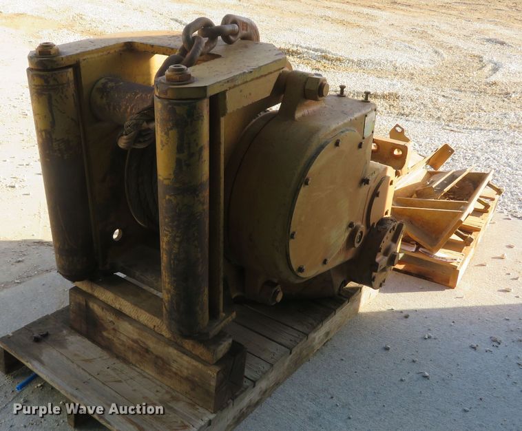 image for item FB9837 Paccar PA56-E00100E  winch