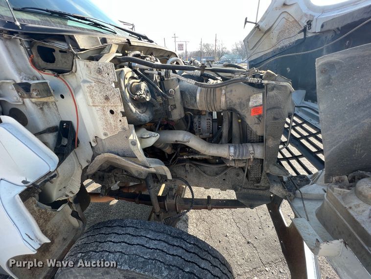 image for item ID9368 2000 Ford F650 Super Duty  dump truck