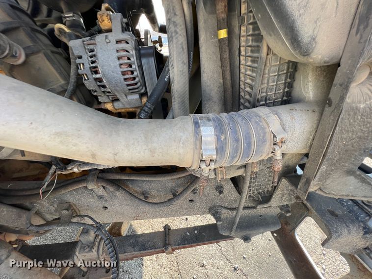 image for item ID9368 2000 Ford F650 Super Duty  dump truck