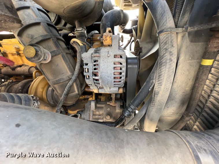 image for item ID9368 2000 Ford F650 Super Duty  dump truck