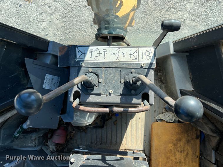 image for item ID9382 1994 Ford 555D  backhoe