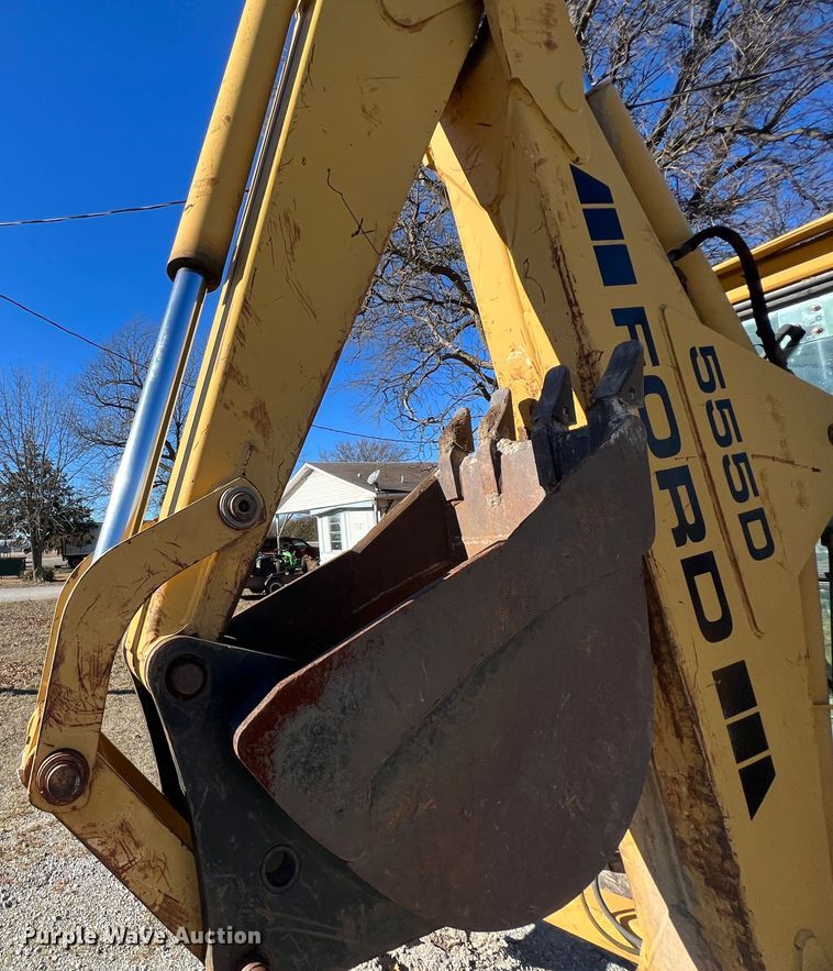 image for item ID9382 1994 Ford 555D  backhoe
