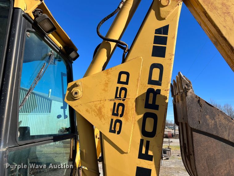 image for item ID9382 1994 Ford 555D  backhoe