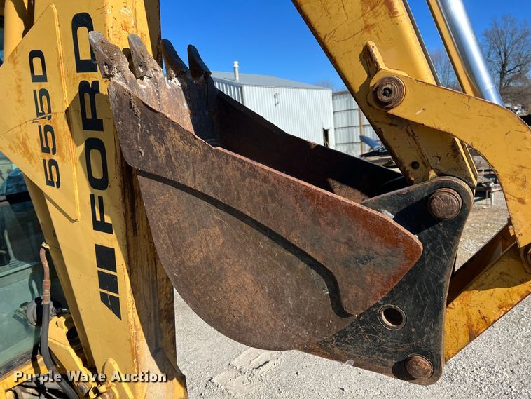 image for item ID9382 1994 Ford 555D  backhoe
