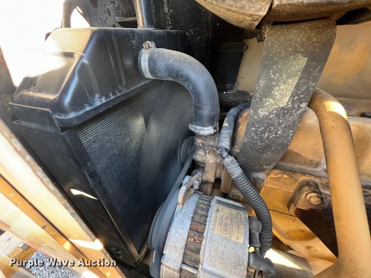 image for item ID9382 1994 Ford 555D  backhoe