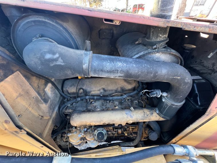 image for item ID9382 1994 Ford 555D  backhoe