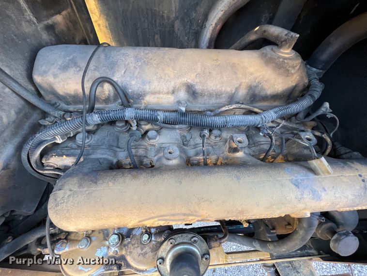 image for item ID9382 1994 Ford 555D  backhoe