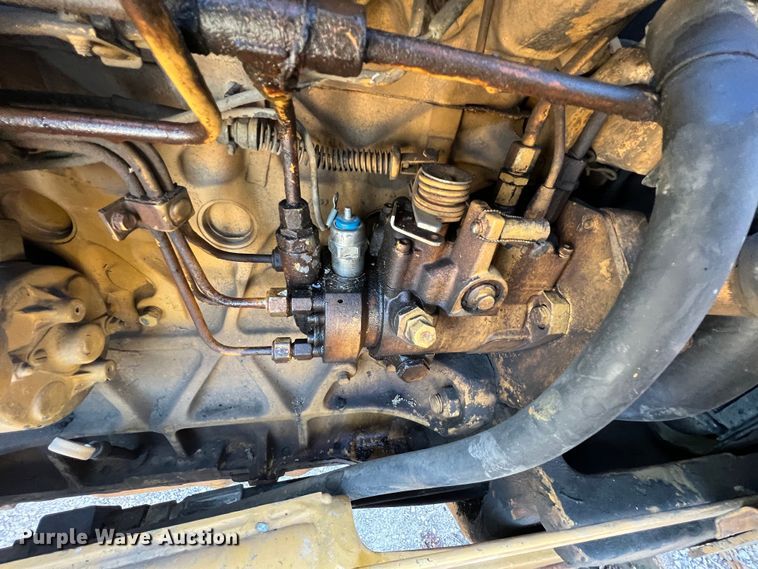 image for item ID9382 1994 Ford 555D  backhoe