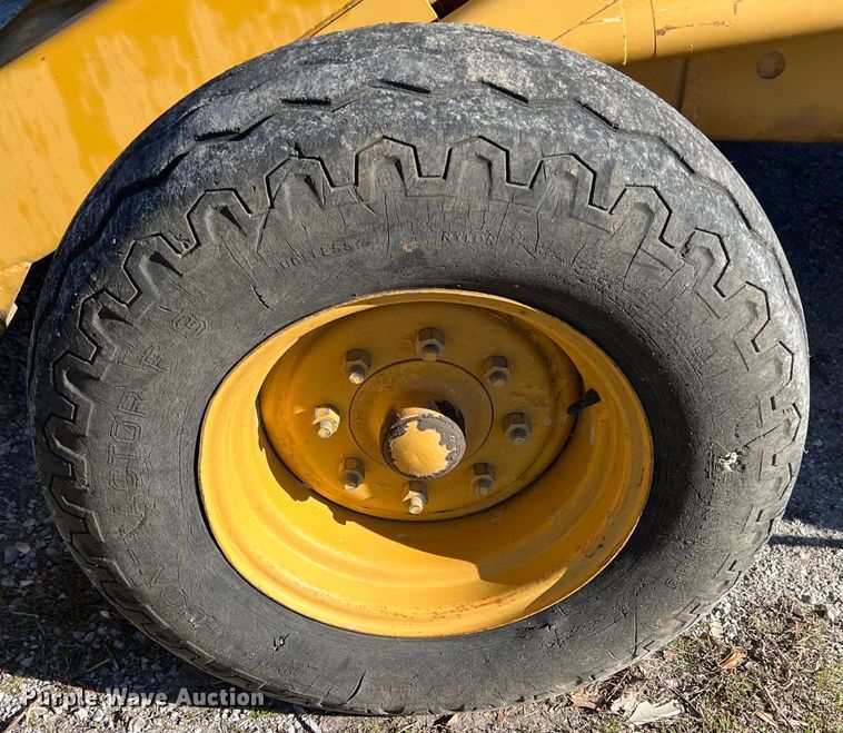 image for item ID9382 1994 Ford 555D  backhoe