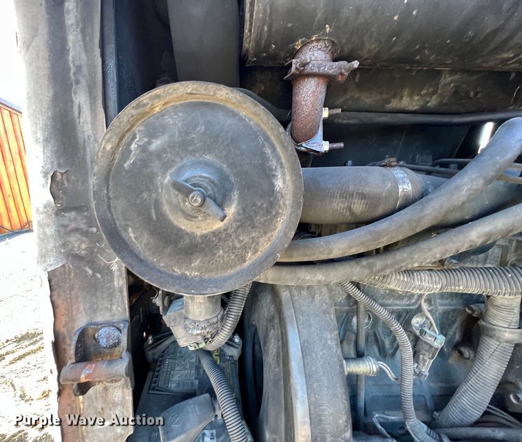 image for item ID9389 1997 Bobcat 773  skid steer loader