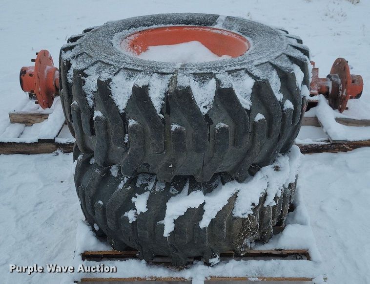 image for item IO9323 Lull  telehandler parts