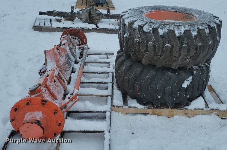 image for item IO9323 Lull  telehandler parts