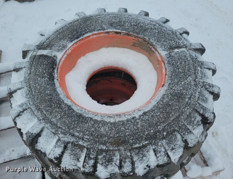 image for item IO9323 Lull  telehandler parts