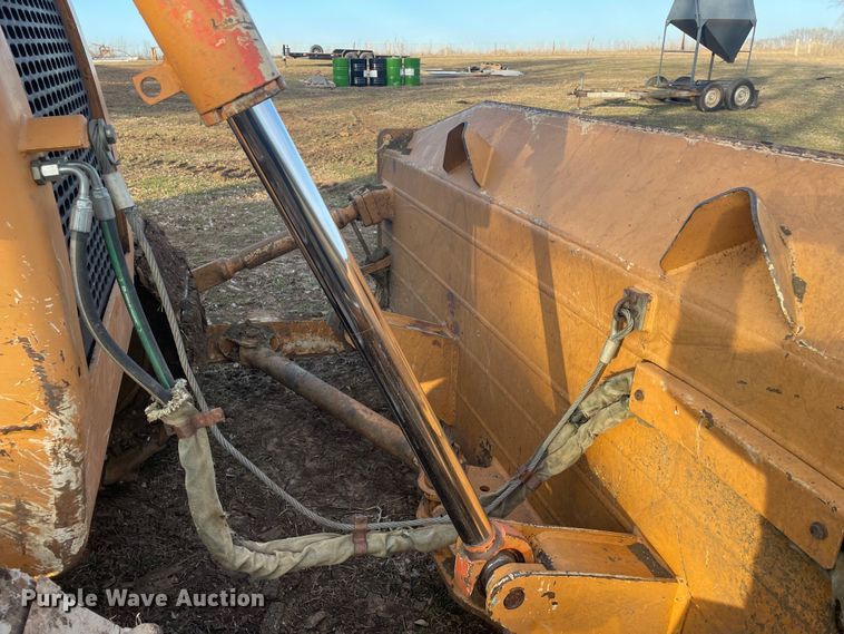 image for item JC9959 2004 Case 1850K  dozer