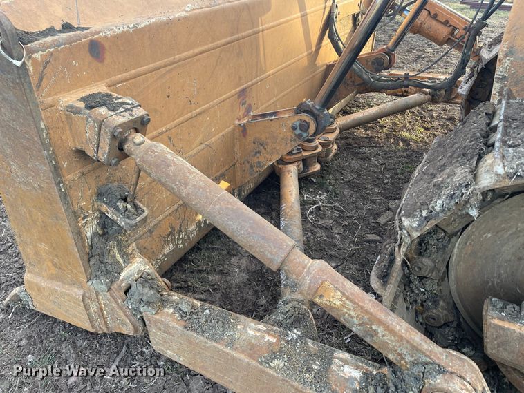 image for item JC9959 2004 Case 1850K  dozer