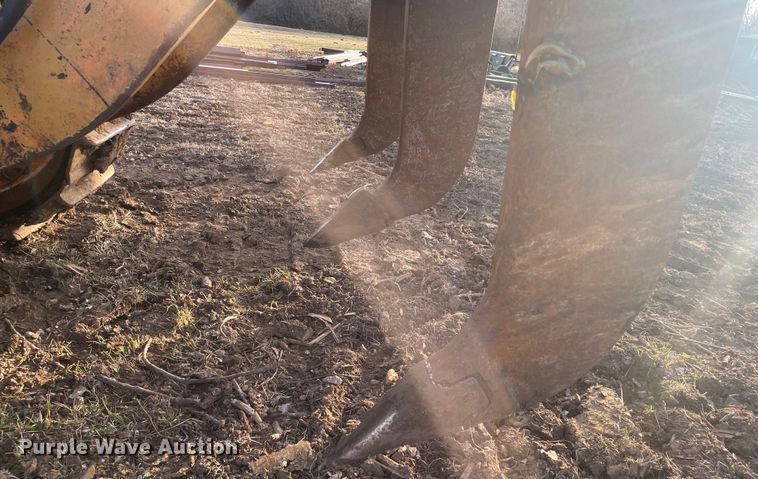 image for item JC9959 2004 Case 1850K  dozer