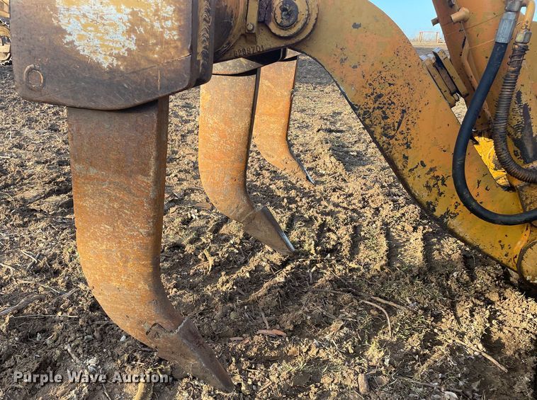 image for item JC9959 2004 Case 1850K  dozer