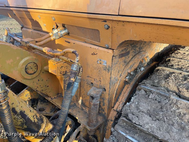 image for item JC9959 2004 Case 1850K  dozer