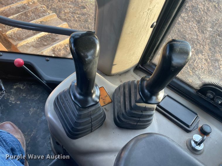 image for item JC9959 2004 Case 1850K  dozer