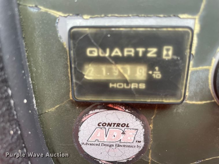 image for item JR9829 2004 JLG 600AJ  boom lift