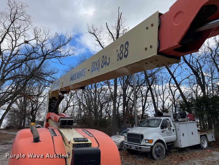 image for item JR9829 2004 JLG 600AJ  boom lift