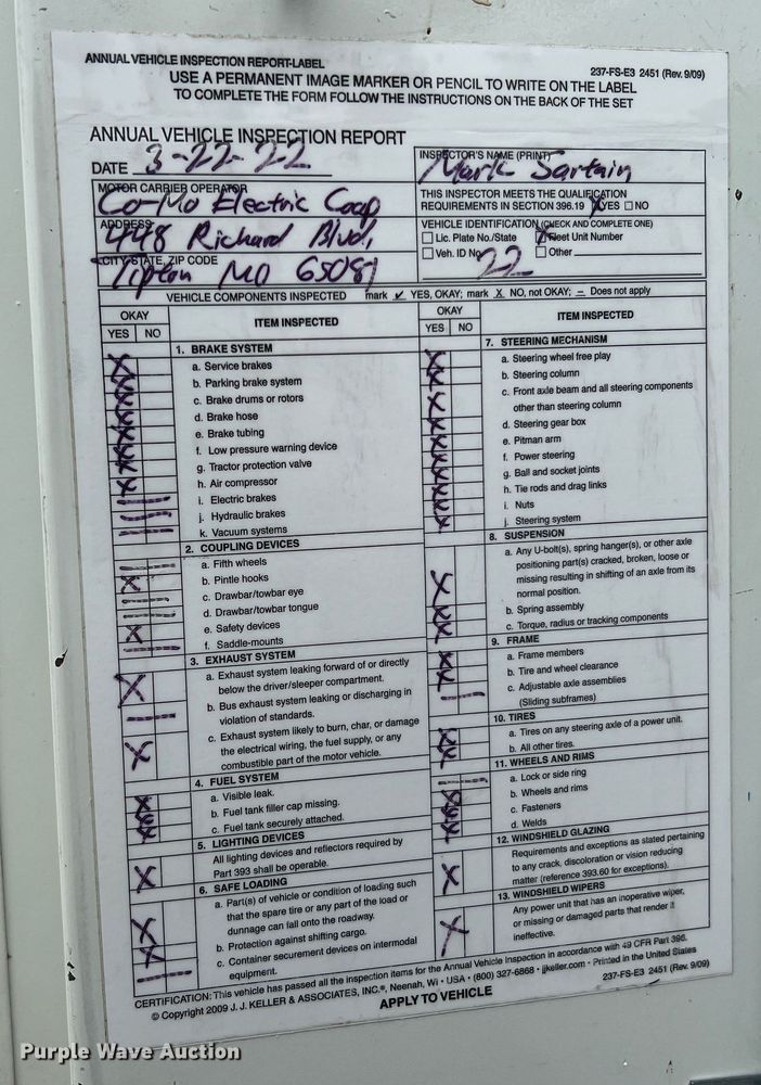 image for item JU9653 2008 International 7400  digger derrick truck