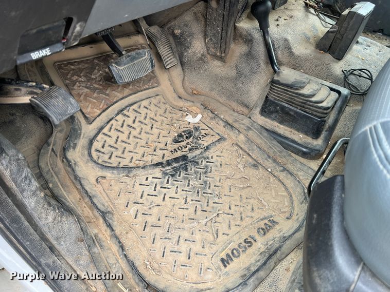 image for item JU9654 2011 Ford F550 Super Duty  bucket truck