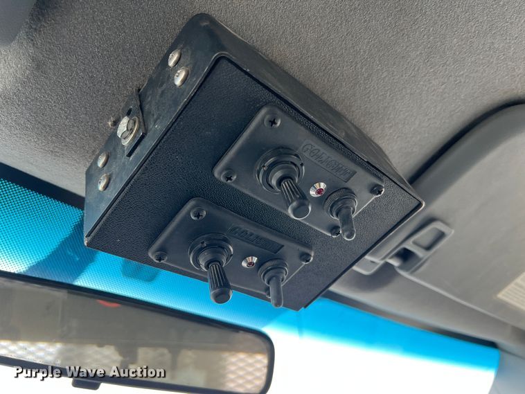 image for item JU9654 2011 Ford F550 Super Duty  bucket truck