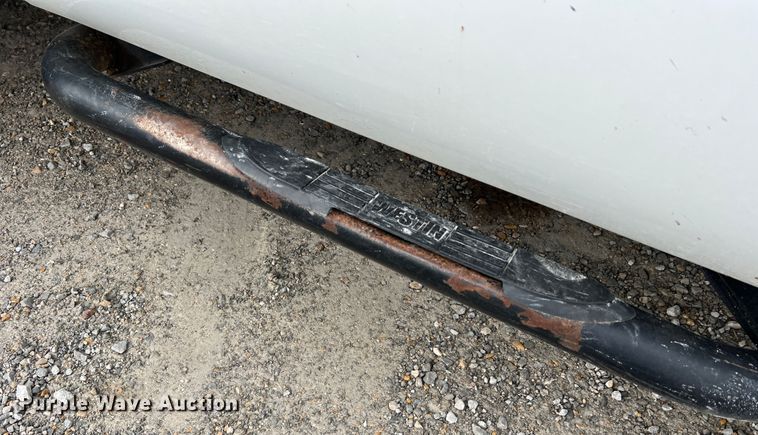 image for item JU9654 2011 Ford F550 Super Duty  bucket truck