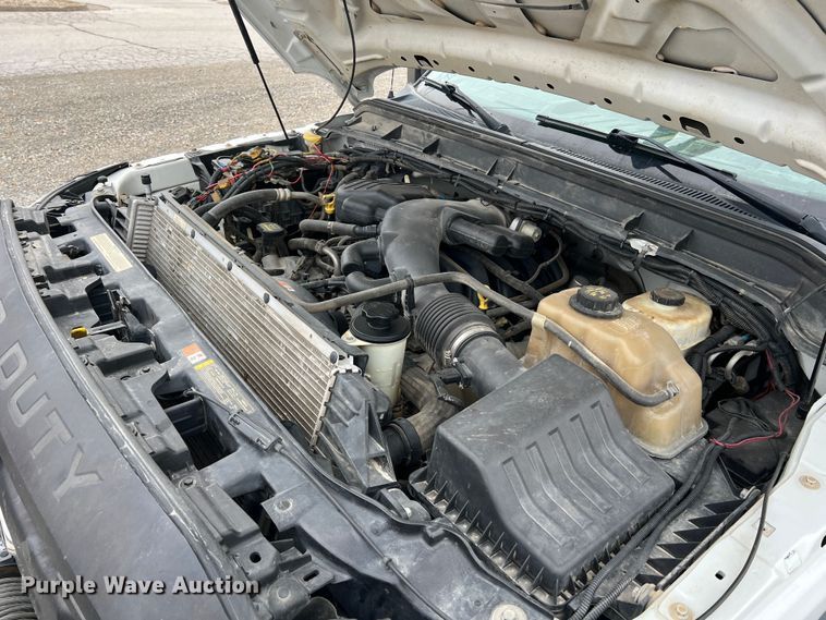 image for item JU9654 2011 Ford F550 Super Duty  bucket truck