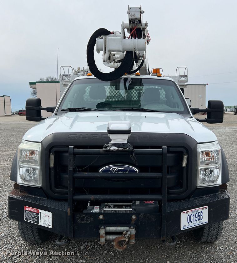 image for item JU9655 2011 Ford F550 Super Duty  bucket truck