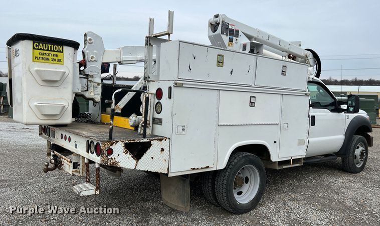 image for item JU9655 2011 Ford F550 Super Duty  bucket truck