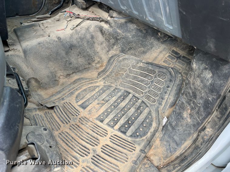 image for item JU9655 2011 Ford F550 Super Duty  bucket truck