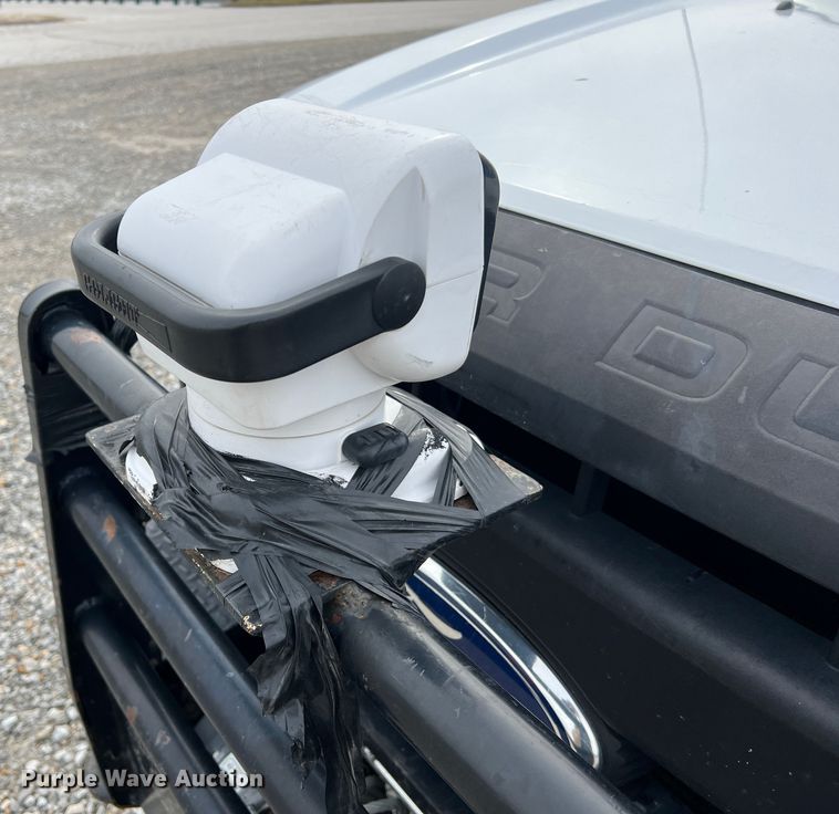 image for item JU9655 2011 Ford F550 Super Duty  bucket truck