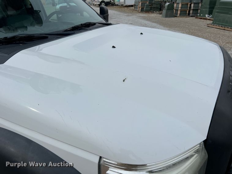 image for item JU9655 2011 Ford F550 Super Duty  bucket truck