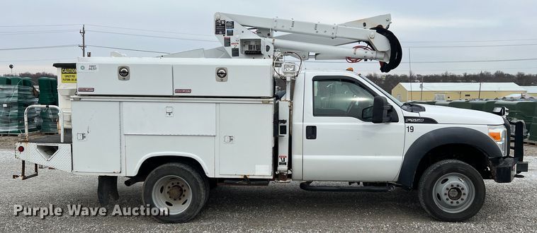 image for item JU9656 2011 Ford F550 Super Duty  bucket truck