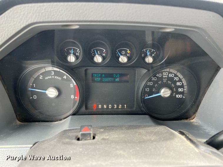 image for item JU9656 2011 Ford F550 Super Duty  bucket truck