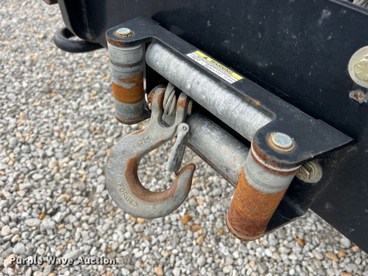 image for item JU9656 2011 Ford F550 Super Duty  bucket truck