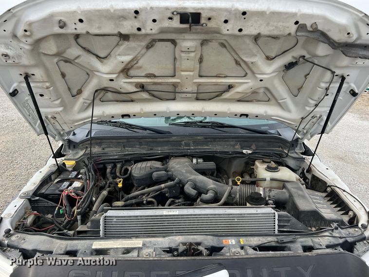 image for item JU9656 2011 Ford F550 Super Duty  bucket truck