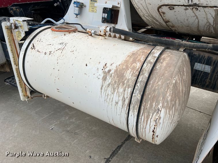 image for item JU9666 2006 International 5600i  ready mix truck