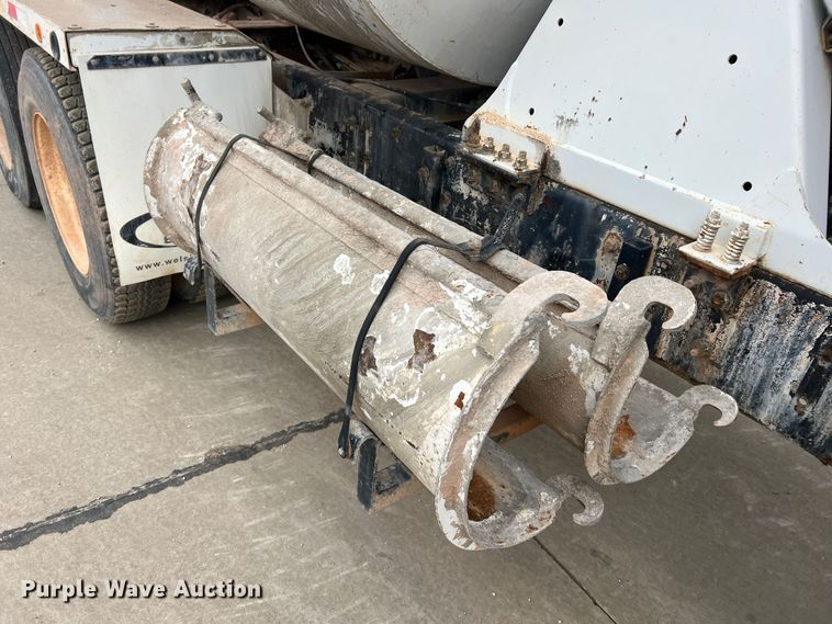 image for item JU9666 2006 International 5600i  ready mix truck