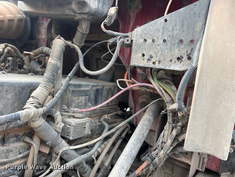 image for item JU9666 2006 International 5600i  ready mix truck