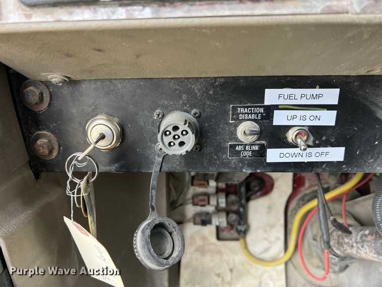 image for item JU9667 2006 International 5600i  ready mix truck