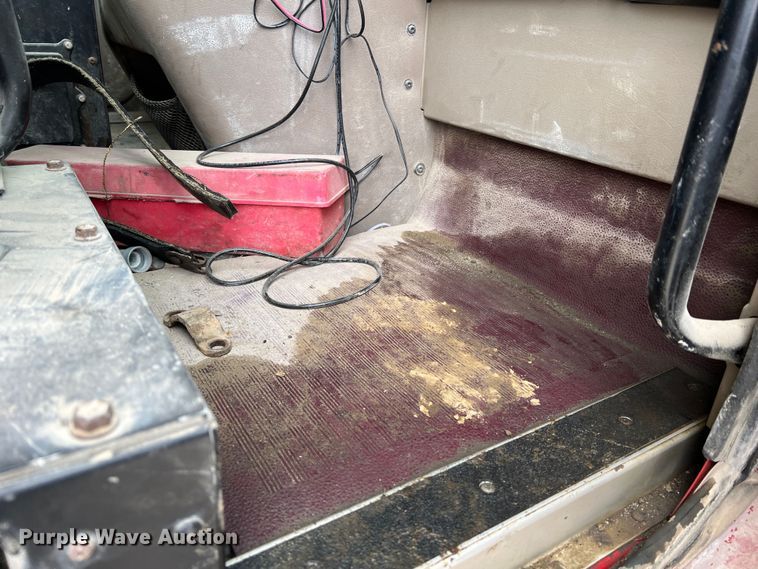 image for item JU9667 2006 International 5600i  ready mix truck