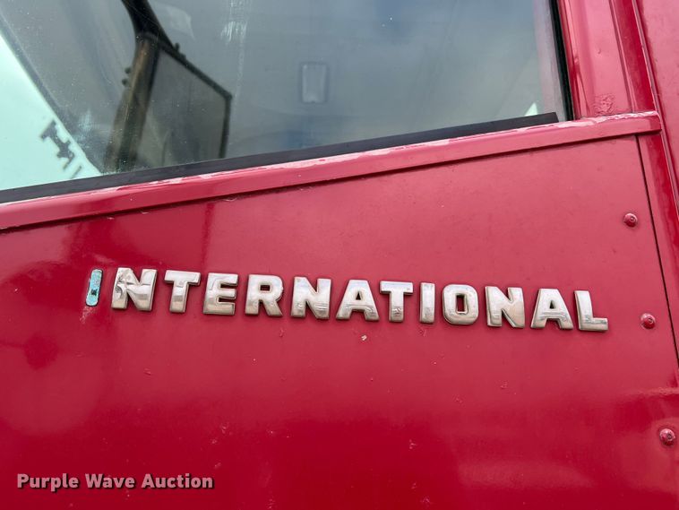 image for item JU9667 2006 International 5600i  ready mix truck