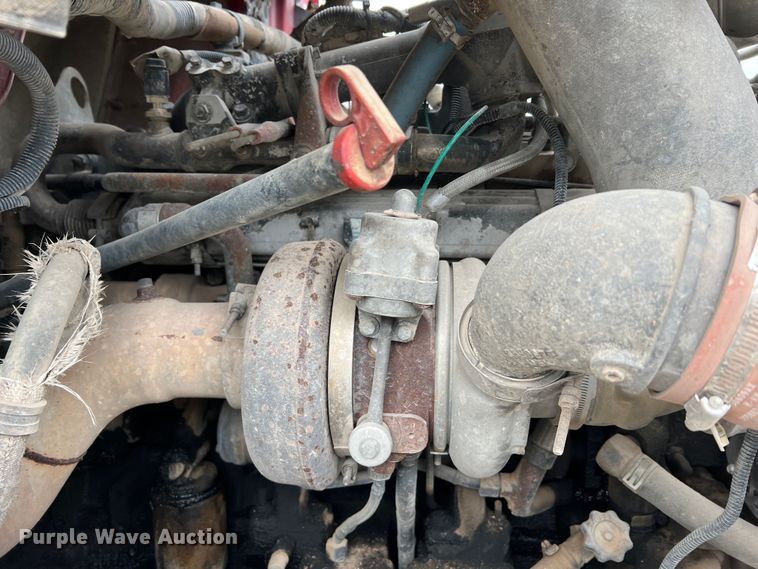 image for item JU9667 2006 International 5600i  ready mix truck